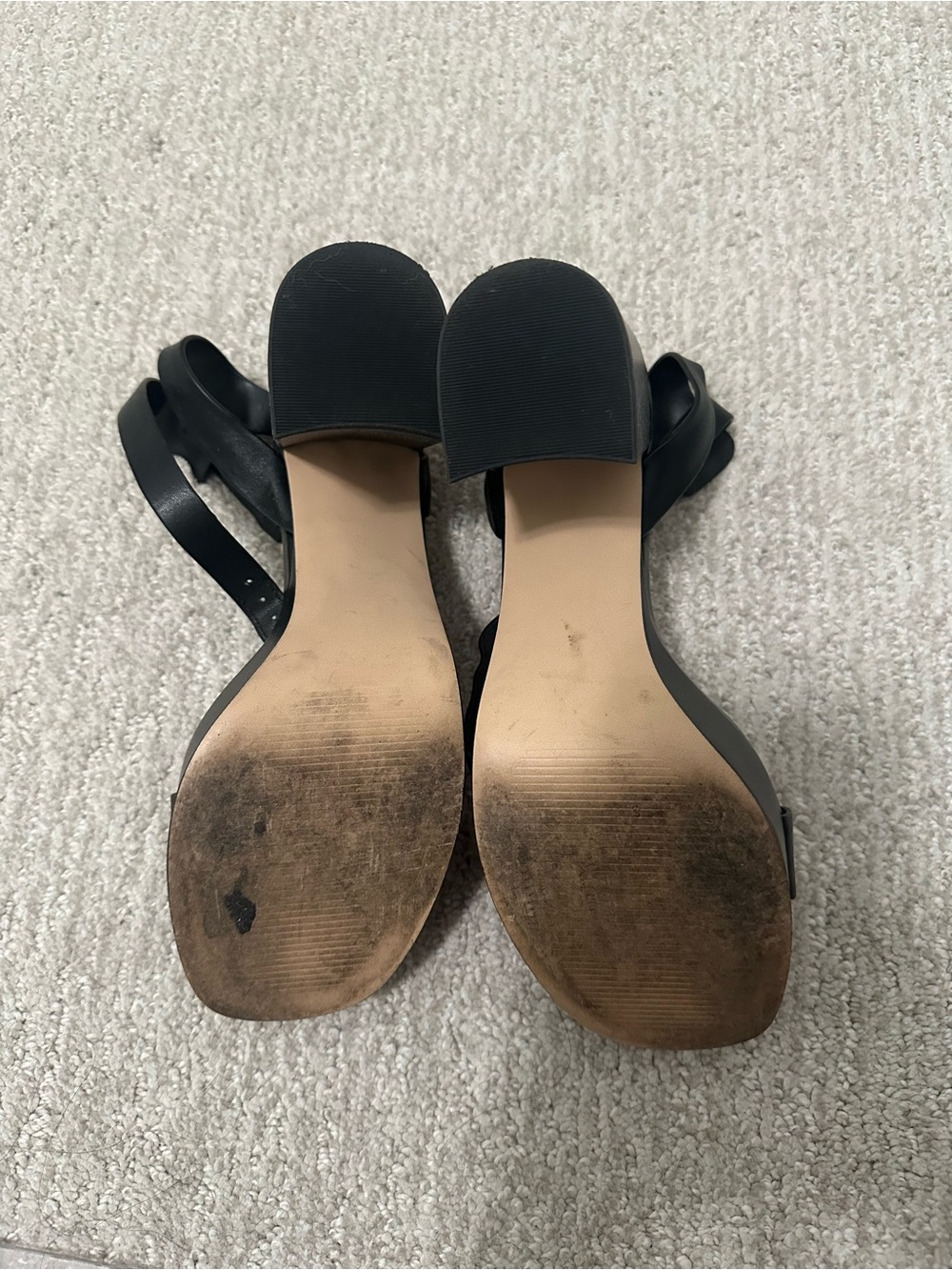 Heels - Picture 3 of 3